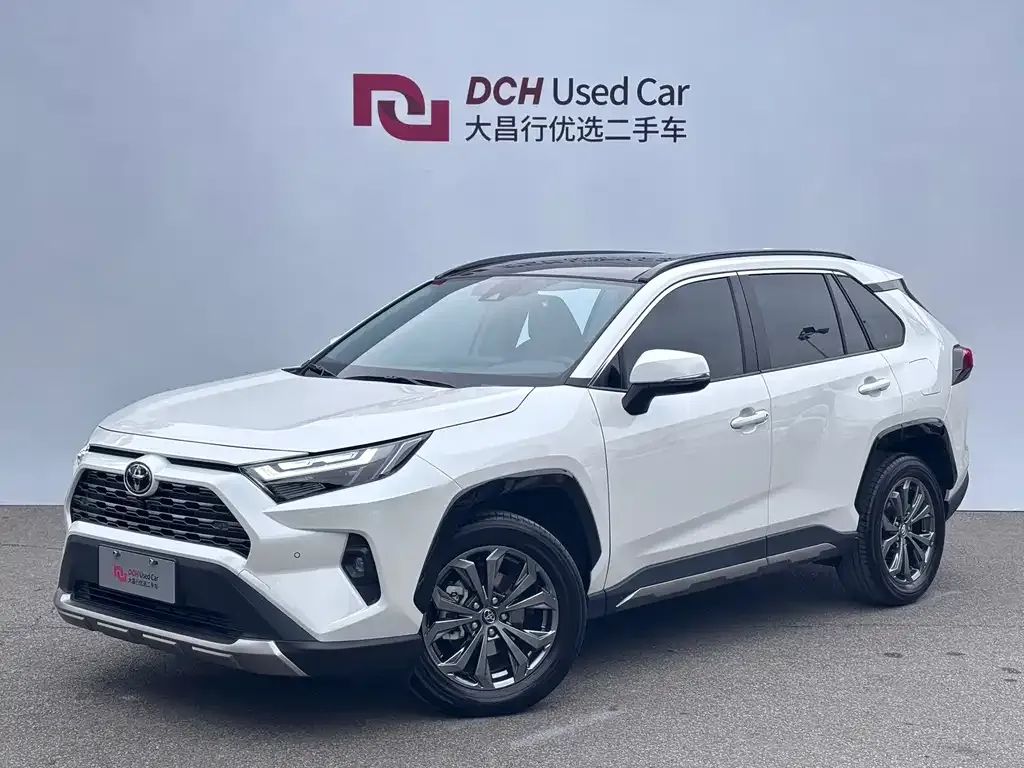 Toyota RAV4 — фото 1