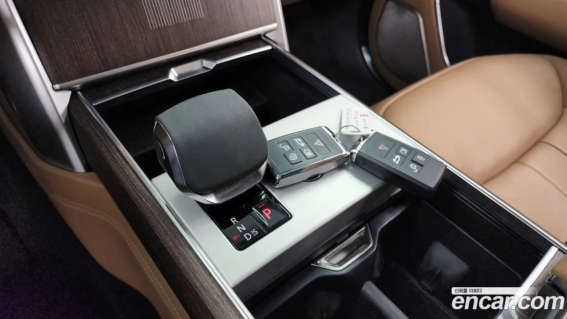 Land Rover Range Rover 2024 из KR, фото 9