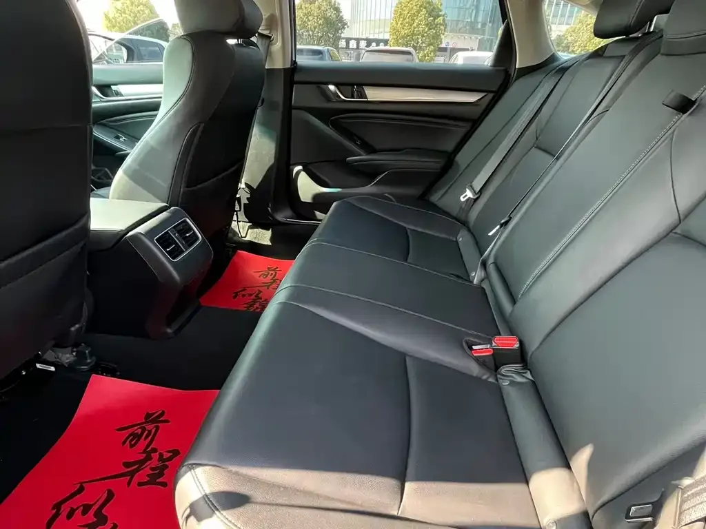 Honda Accord 2021 из CN, фото 7