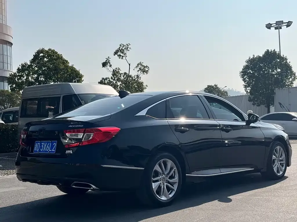 Honda Accord 2021 из CN, фото 4