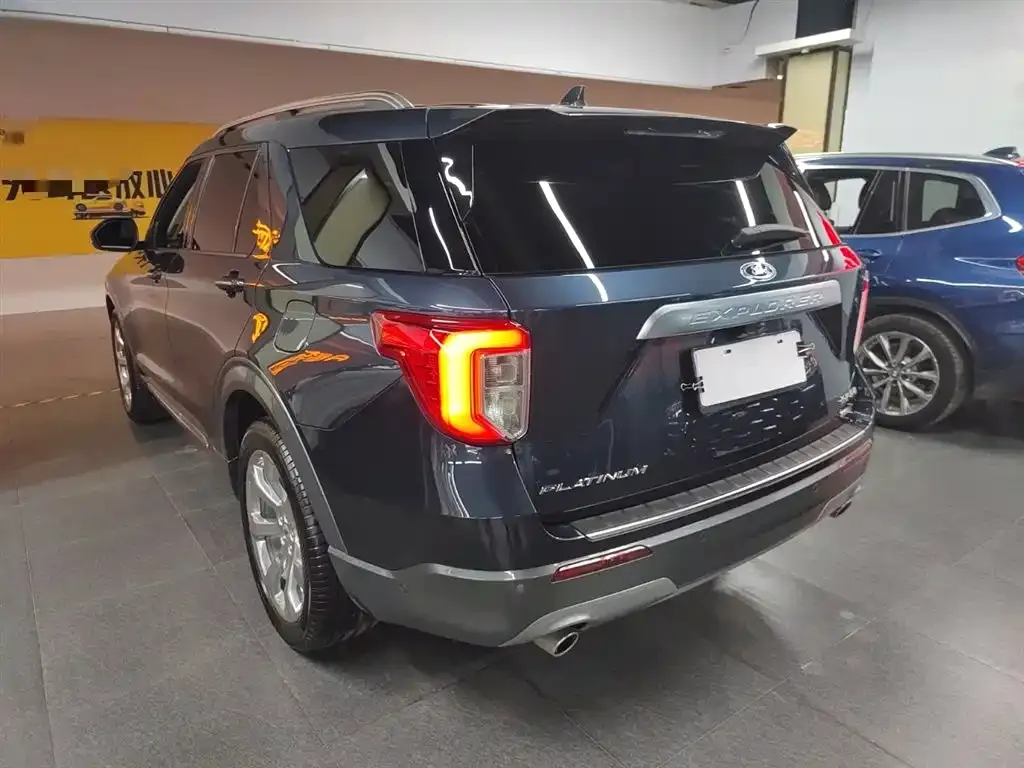 Ford Explorer 2021 из CN, фото 2