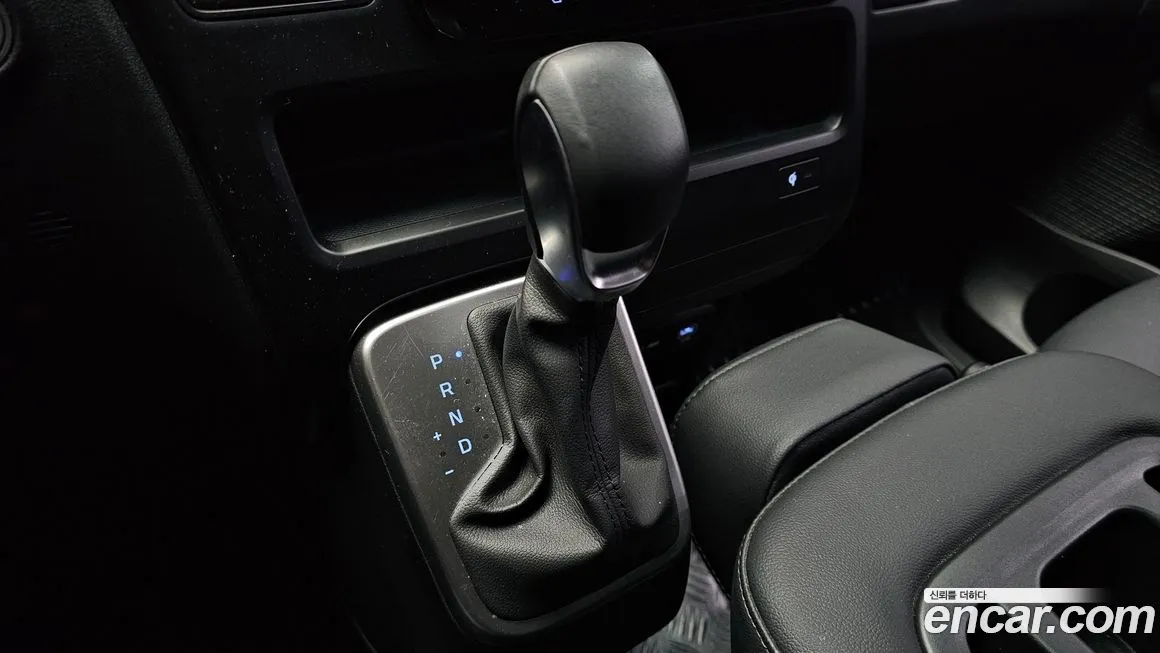 Hyundai Staria — фото 3