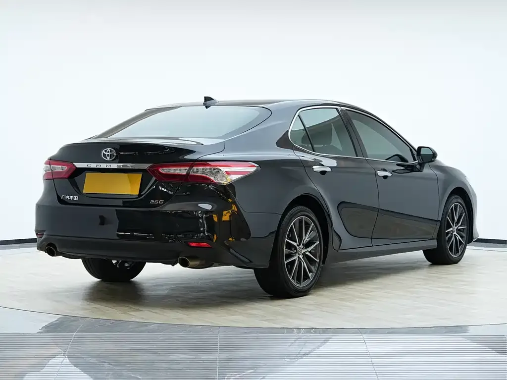 Toyota Camry 2023 из CN, фото 4