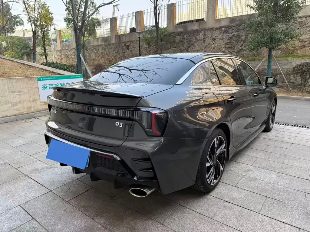 Lynk & Co 03 2023 из CN, фото 4