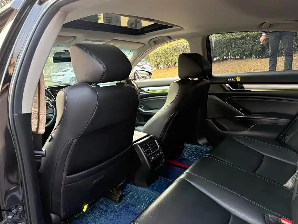 Honda Accord 2021 из CN, фото 3