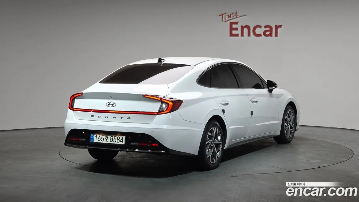 Hyundai Sonata 2022 из KR, фото 2