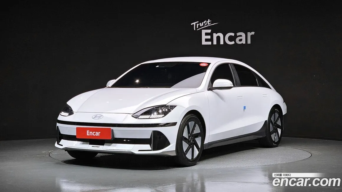 Hyundai Ioniq6 — фото 1