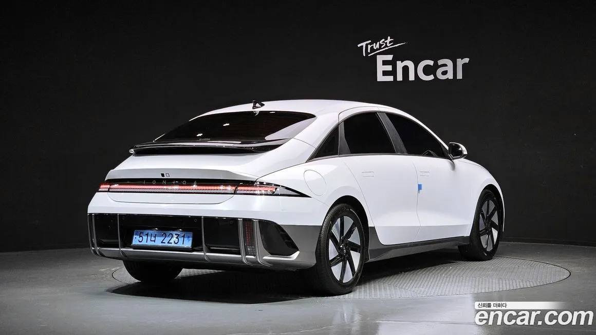 Hyundai Ioniq6 — фото 3