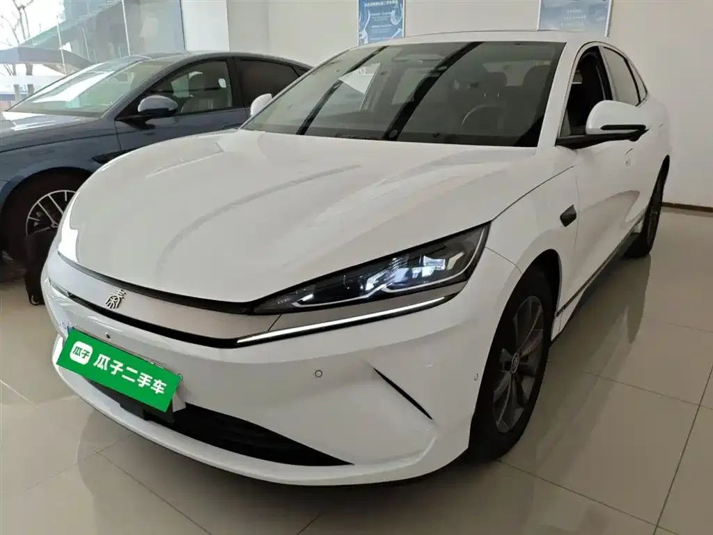BYD Qin L — фото 8