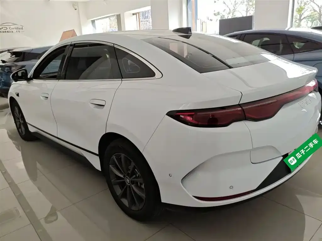 BYD Qin L — фото 7