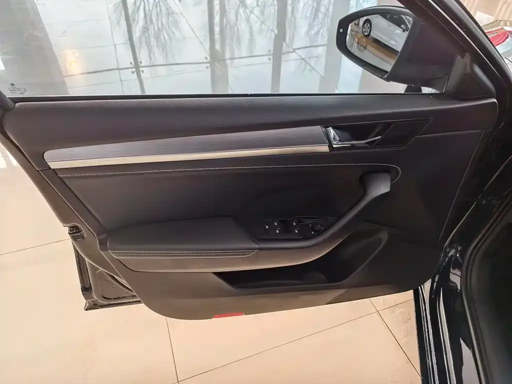 Skoda Superb 2024 из CN, фото 4