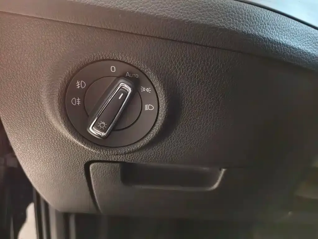 Skoda Superb 2024 из CN, фото 6