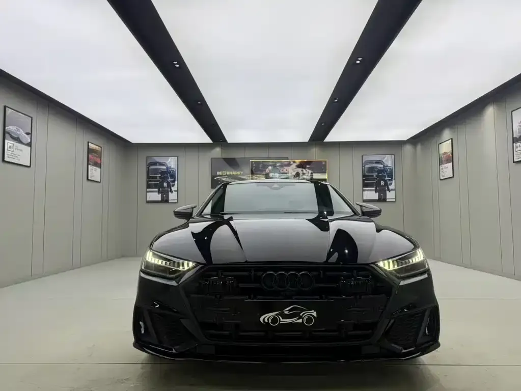 Audi A7L 2022 из CN, фото 4