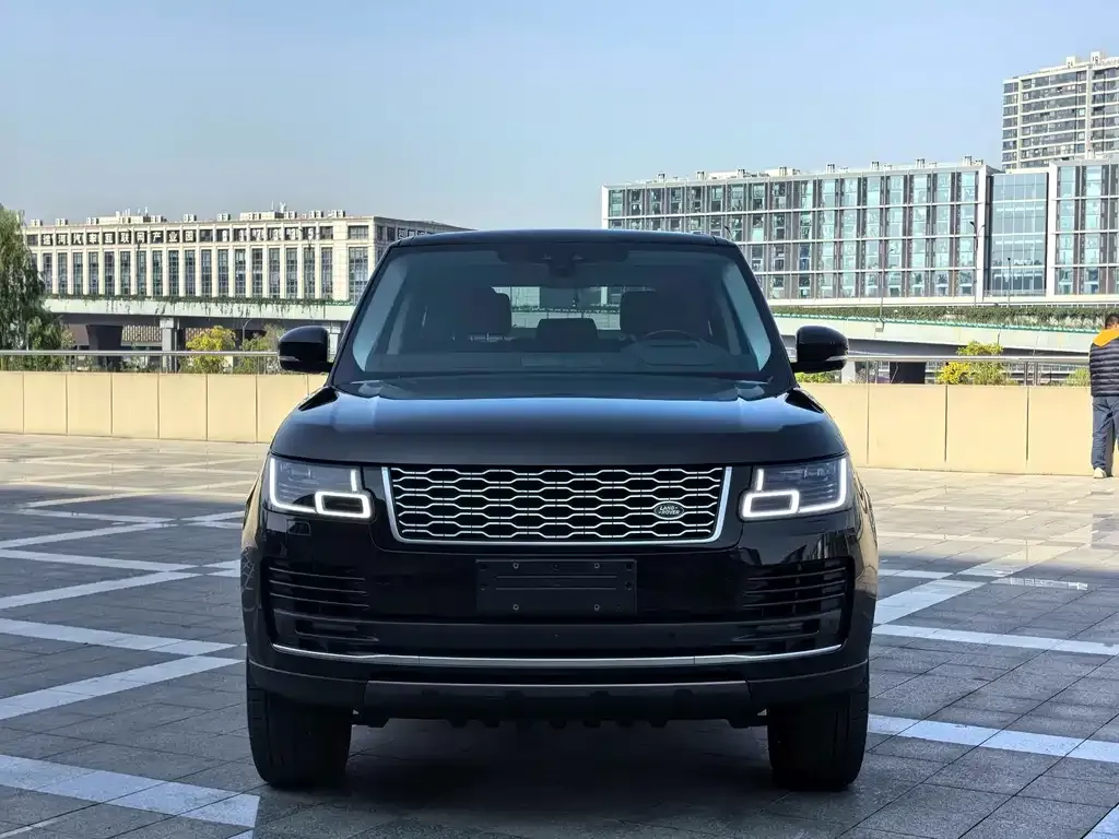 Land Rover Range Rover 2021 из CN, фото 2