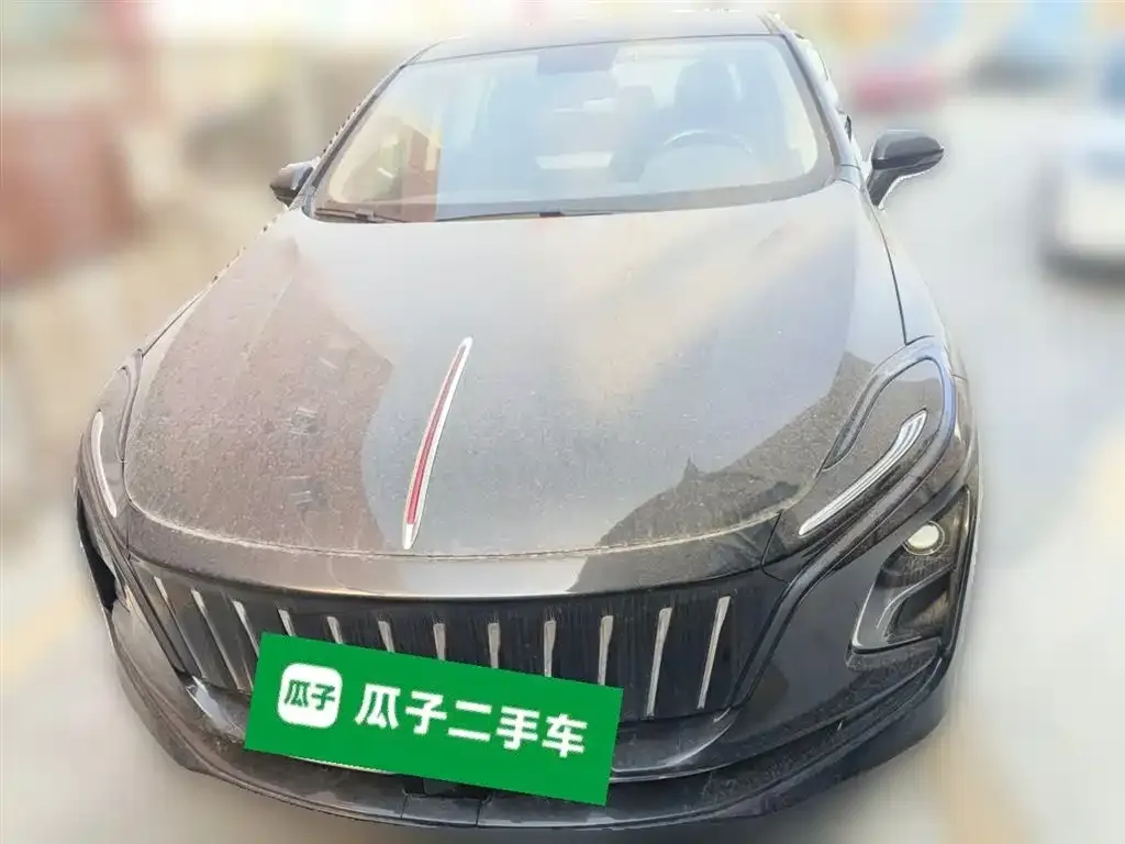 Hongqi E-QM5 — фото 6