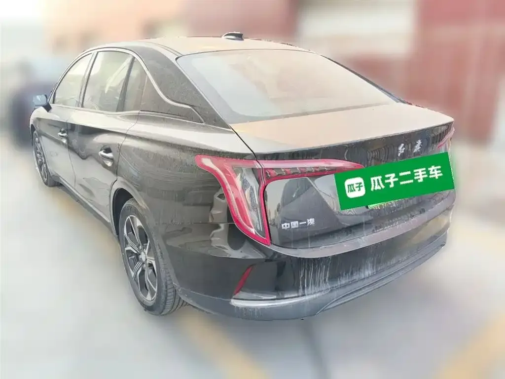Hongqi E-QM5 — фото 8
