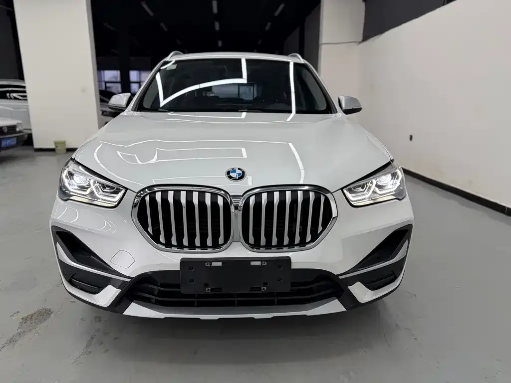 BMW X1 2022 из CN, фото 3
