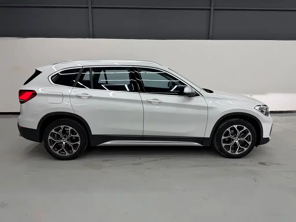 BMW X1 2022 из CN, фото 2