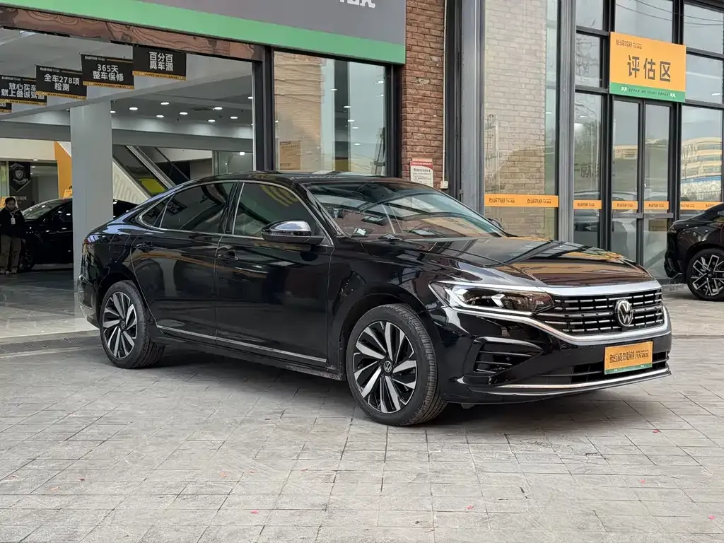 Volkswagen Passat — фото 3