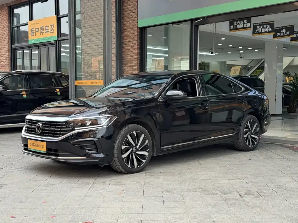 Volkswagen Passat — фото 4