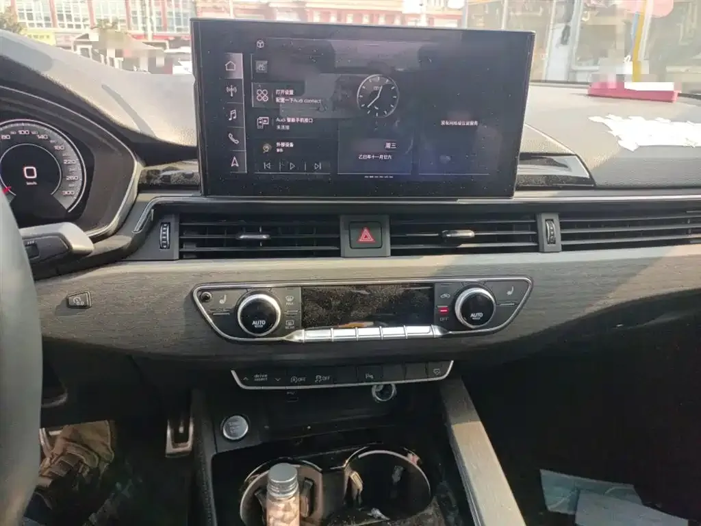 Audi A4L 2023 из CN, фото 7