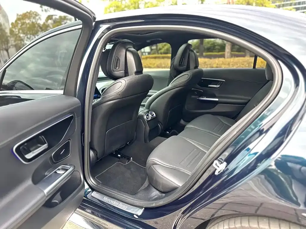 Mercedes-Benz C-Class 2024 из CN, фото 3
