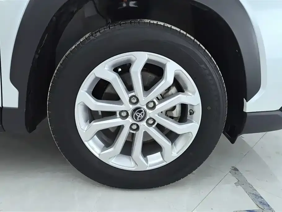 Toyota Frontlander 2024 из CN, фото 7