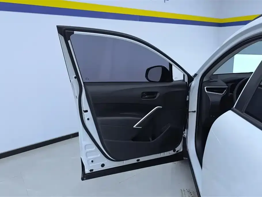 Toyota Frontlander 2024 из CN, фото 9