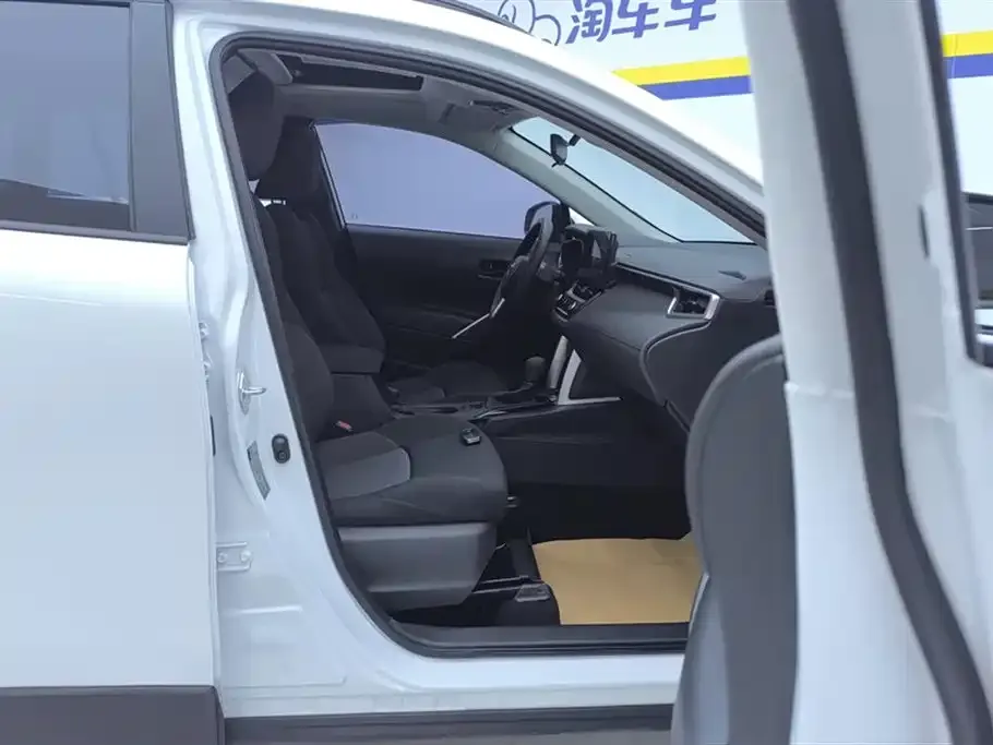 Toyota Frontlander 2024 из CN, фото 5