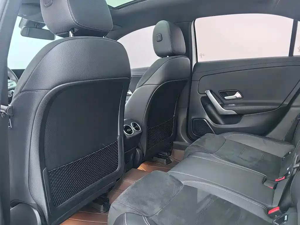 Mercedes-Benz A-Class 2022 из CN, фото 4
