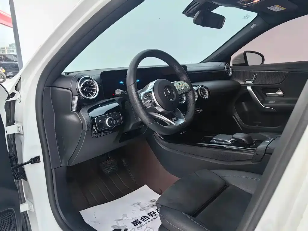 Mercedes-Benz A-Class 2022 из CN, фото 7