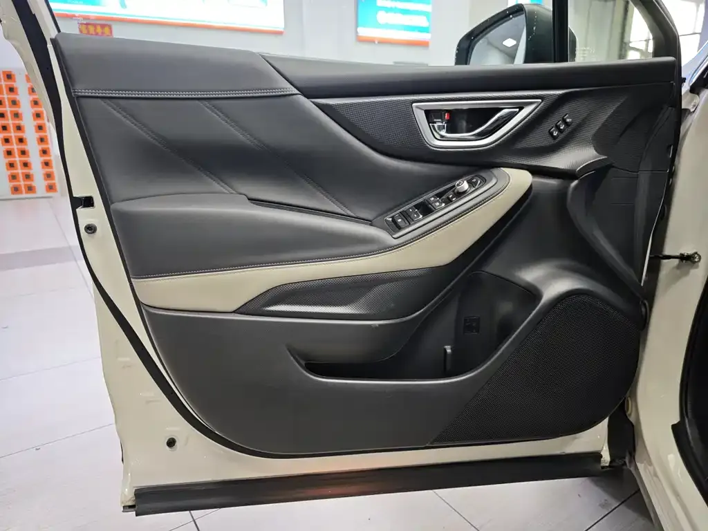 Subaru Forester 2022 из CN, фото 5