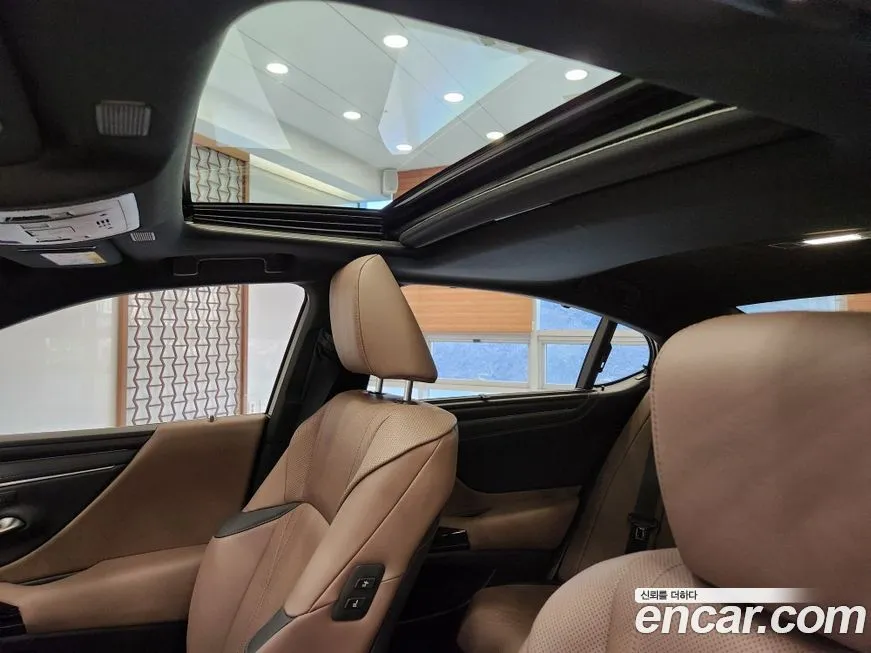 Lexus ES 2026 из KR, фото 3
