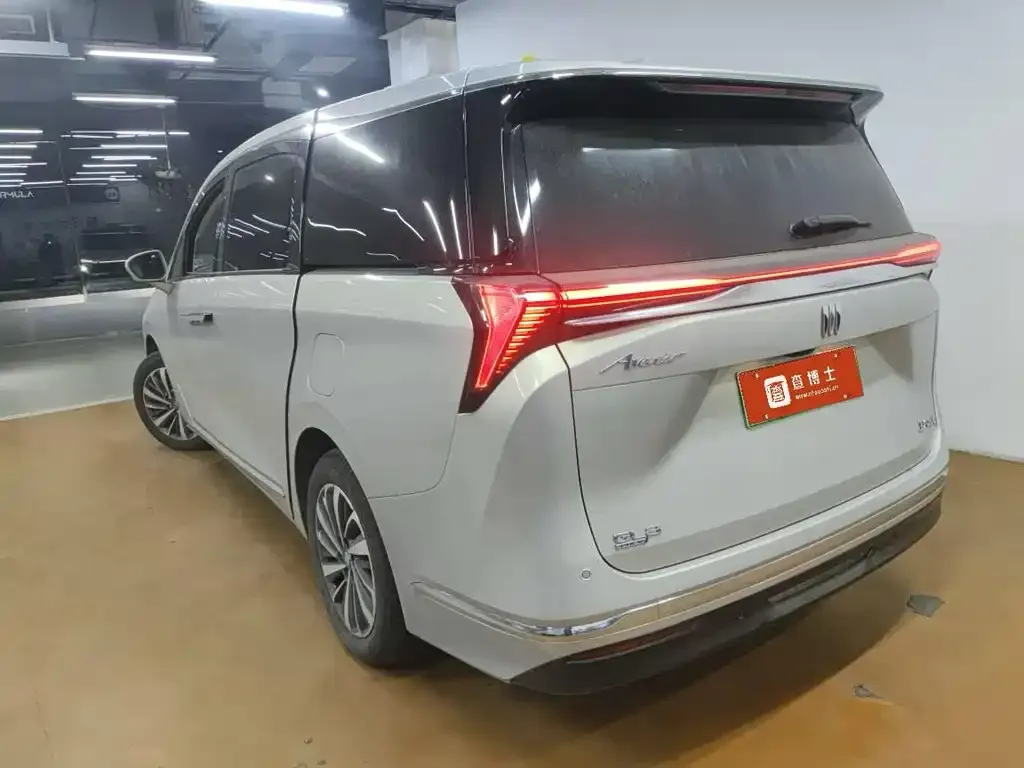 Buick GL8 Hybrid 2025 из CN, фото 3