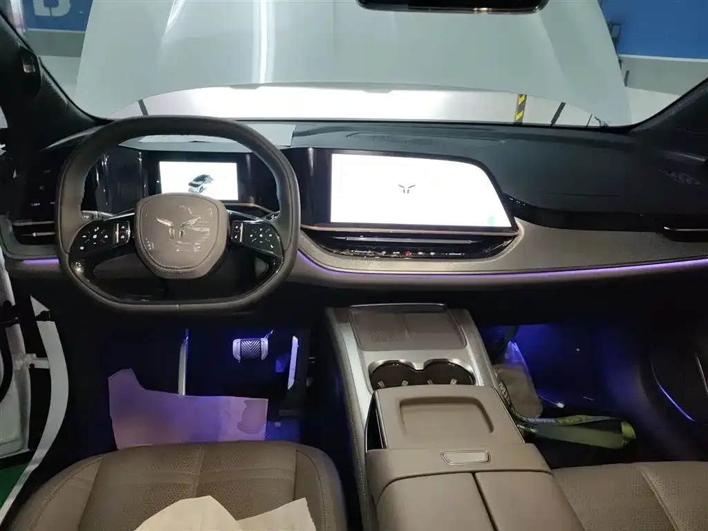 Hongqi Tiangong 08 2026 из CN, фото 10