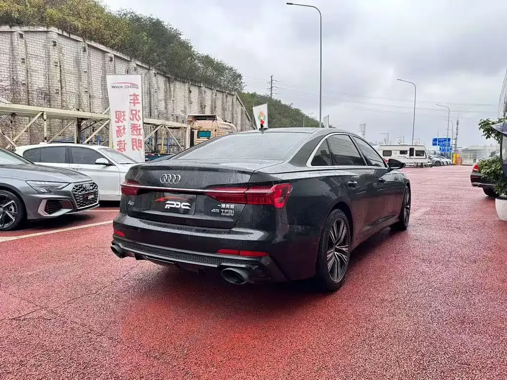 Audi A6L 2024 из CN, фото 8