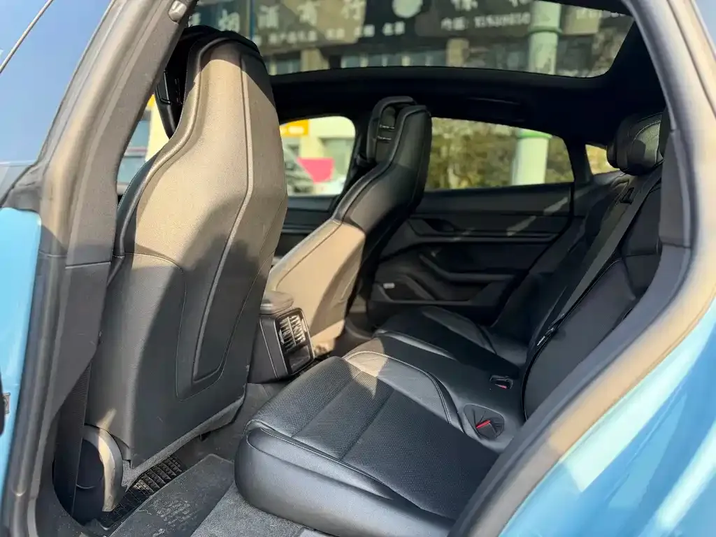 Porsche Taycan 2021 из CN, фото 9