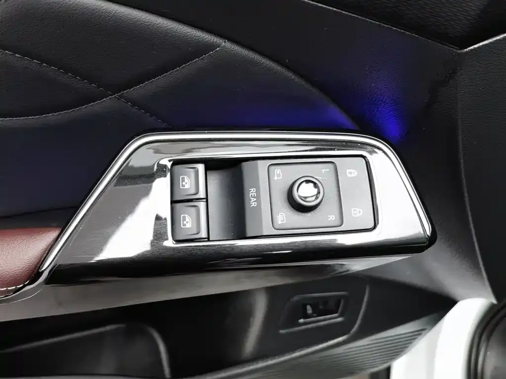 Volkswagen ID.6 X 2021 из CN, фото 2