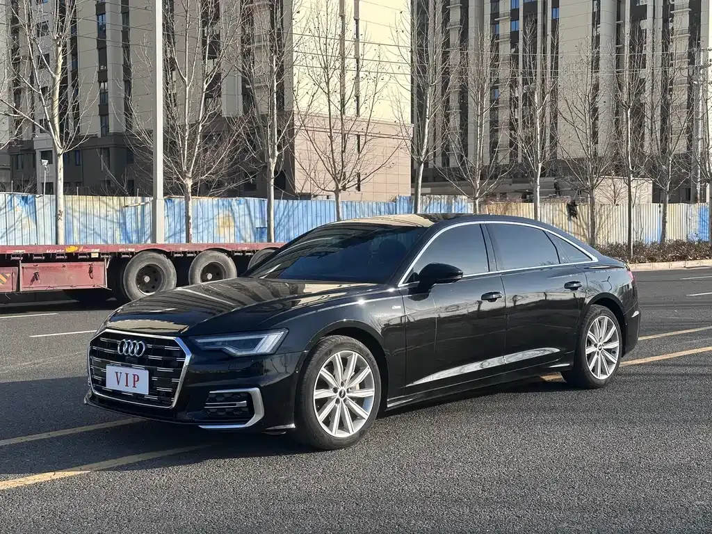Audi A6L 2023 из CN, фото 1