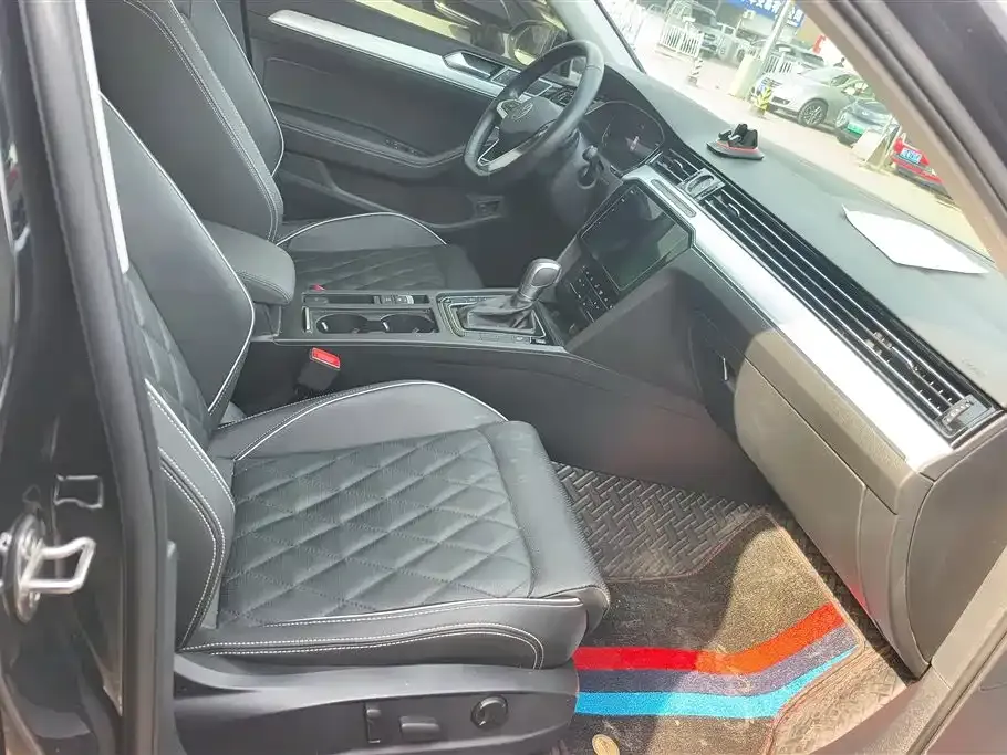 Volkswagen Magotan GTE PHEV 2024 из CN, фото 8