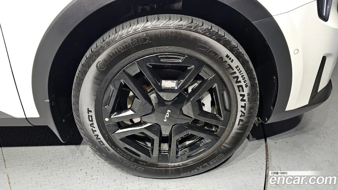 Kia Sorento — фото 10