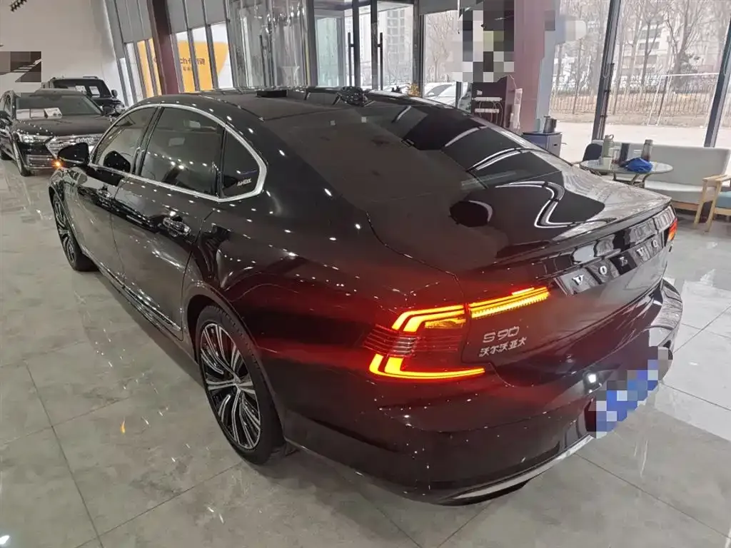 Volvo S90 2022 из CN, фото 3