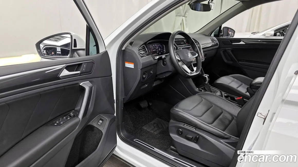 Volkswagen Tiguan 2023 из KR, фото 4