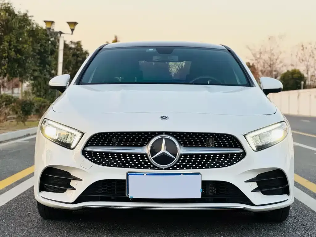 Mercedes-Benz A-Class 2021 из CN, фото 2