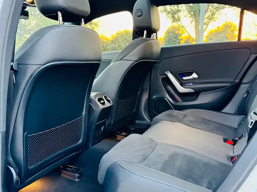 Mercedes-Benz A-Class 2021 из CN, фото 8