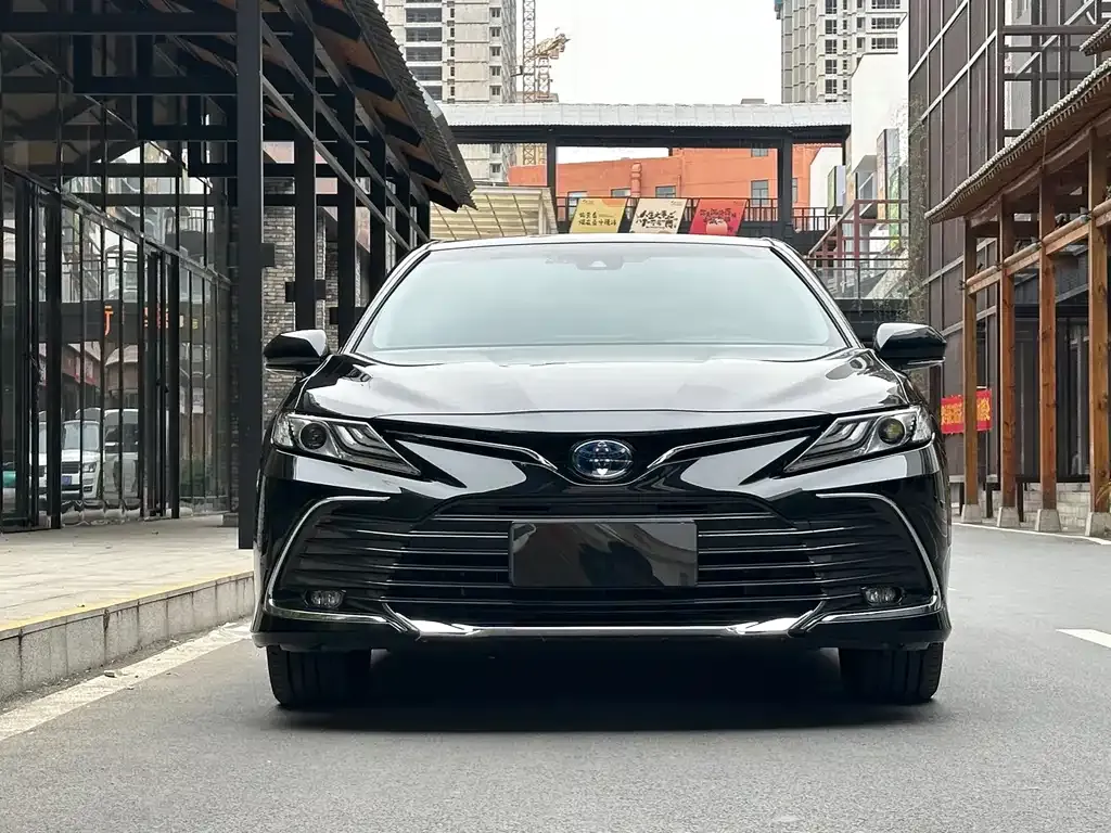 Toyota Camry 2023 из CN, фото 5