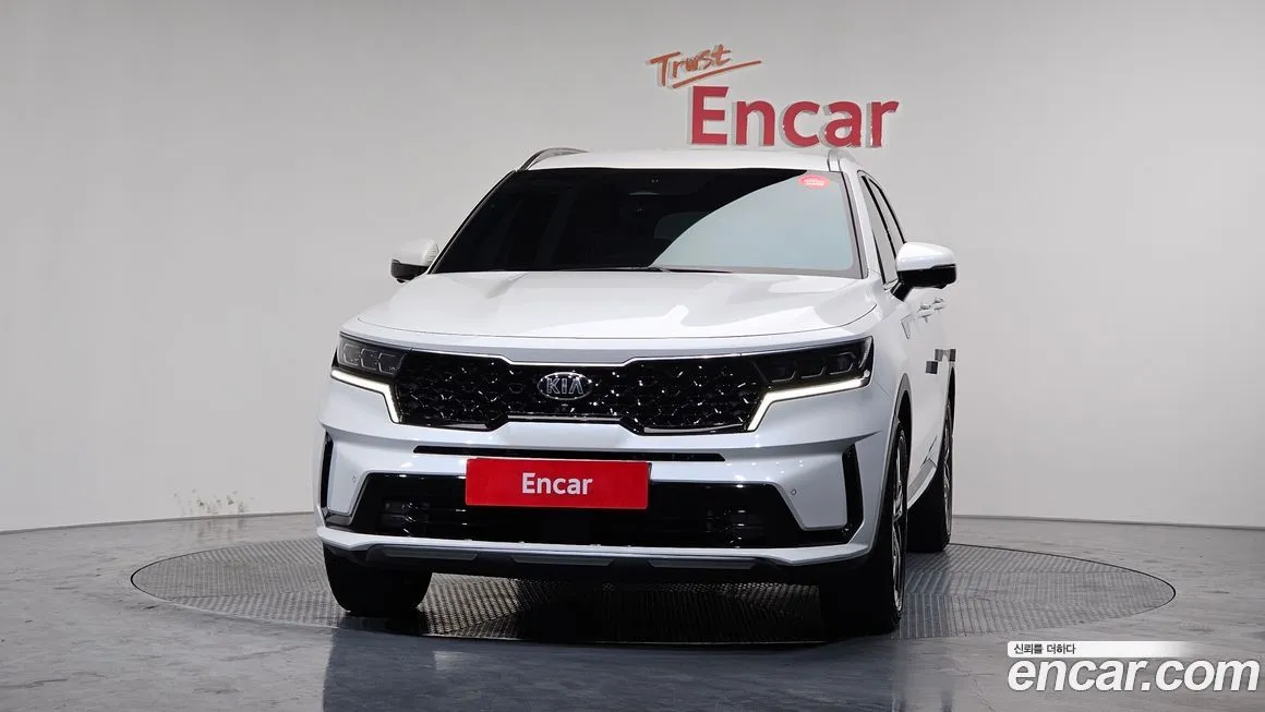 Kia Sorento — фото 5