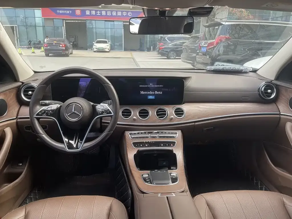 Mercedes-Benz E-Class 2023 из CN, фото 4