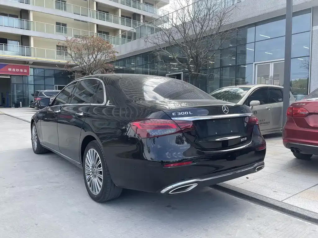 Mercedes-Benz E-Class 2023 из CN, фото 9