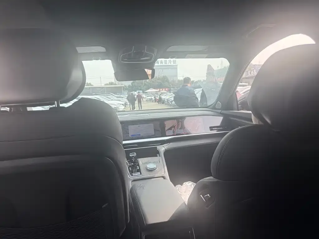 Geely Xingyue L 2025 из CN, фото 2